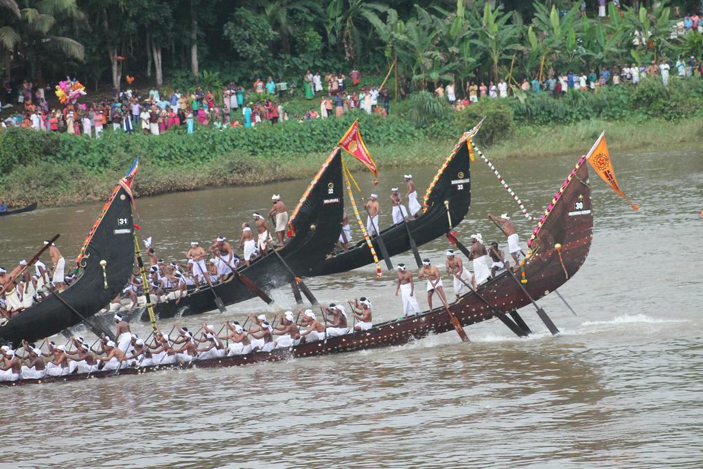 Вилла Swasthi Griha Aranmula Экстерьер фото