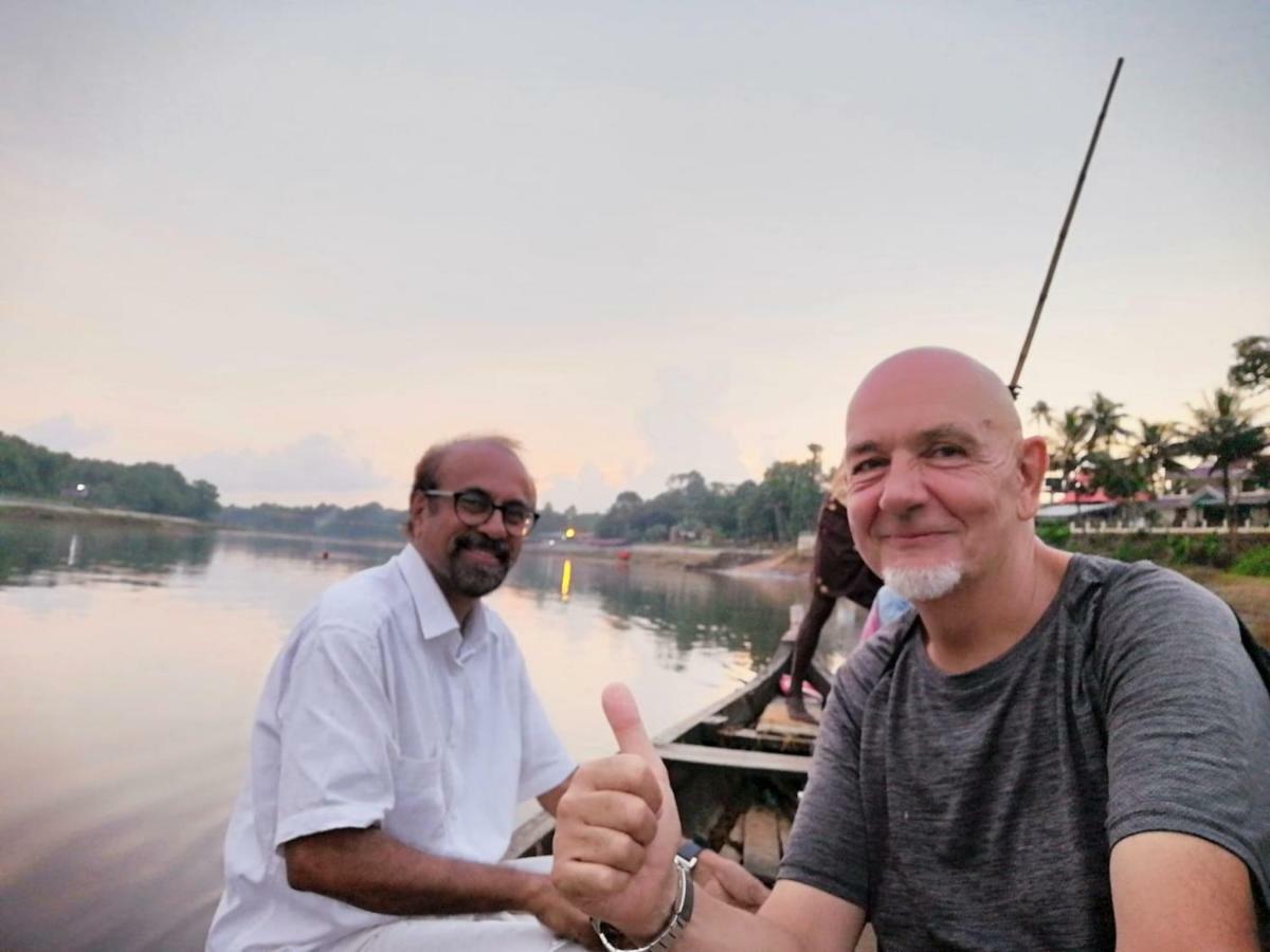 Вилла Swasthi Griha Aranmula Экстерьер фото